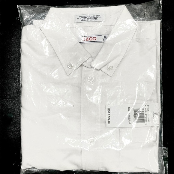 IZOD White Button Down Dress Shirt - Boy's Size 16 Regular NWT - Picture 1 of 4